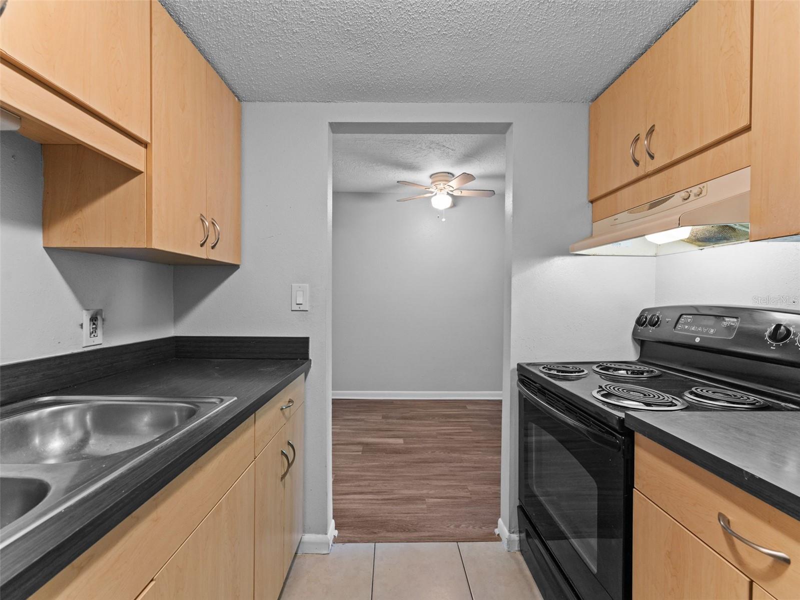 PARKLANE CONDO - Residential Income