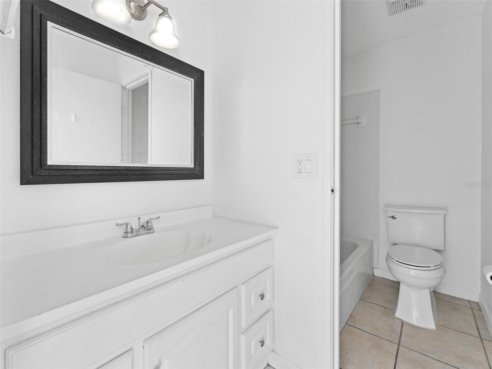 PARKLANE CONDO - Residential Income