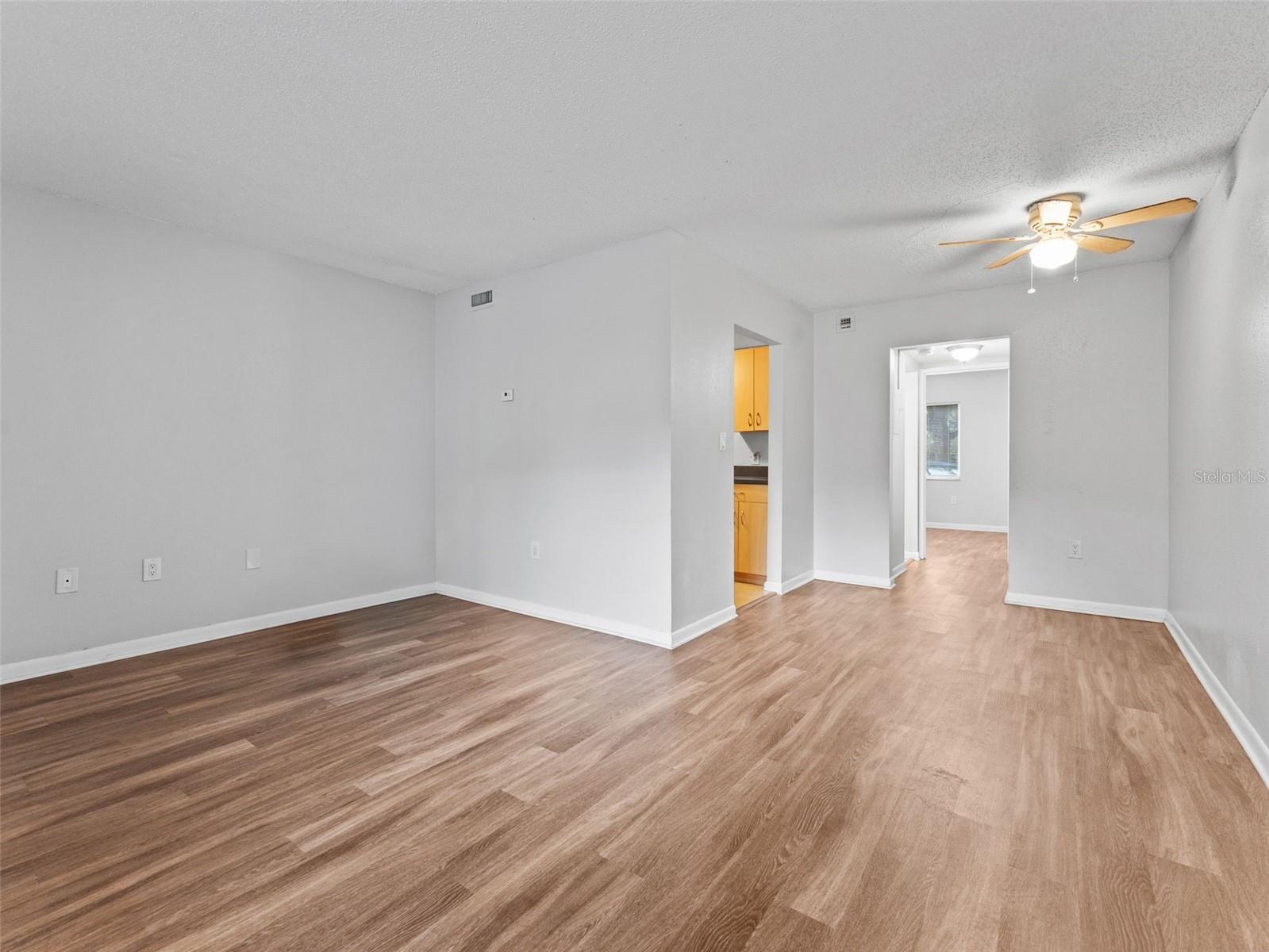 PARKLANE CONDO - Residential Income