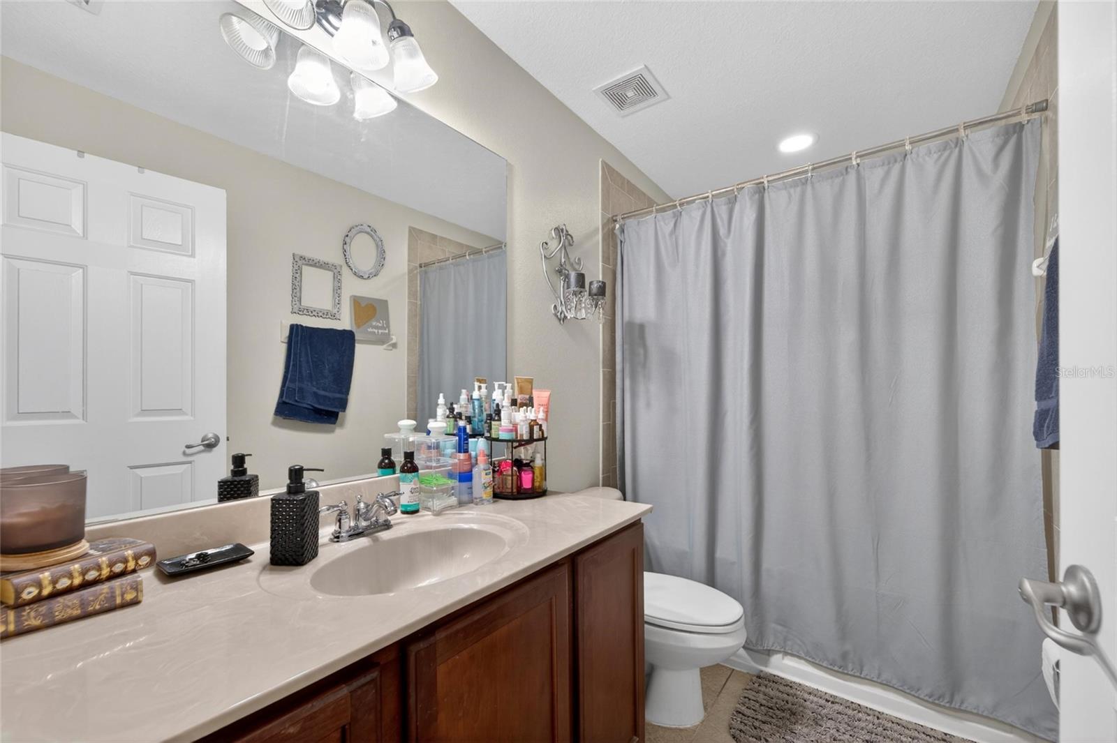 EILAND PARK TOWNHOMES - Residential