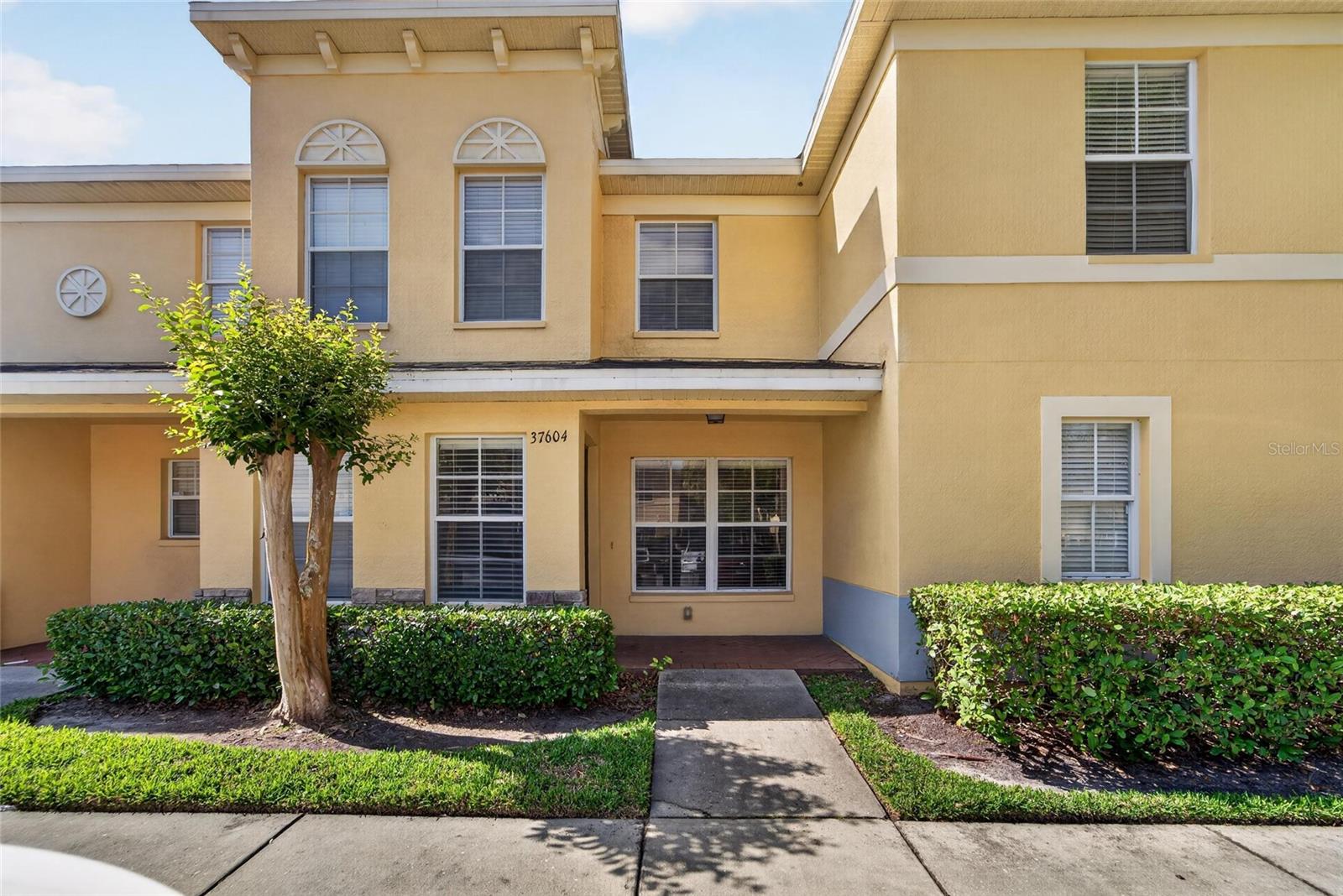 EILAND PARK TOWNHOMES - Residential