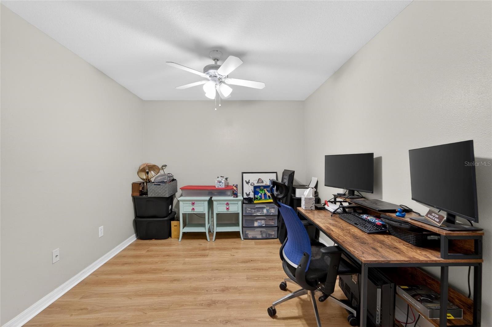 EILAND PARK TOWNHOMES - Residential