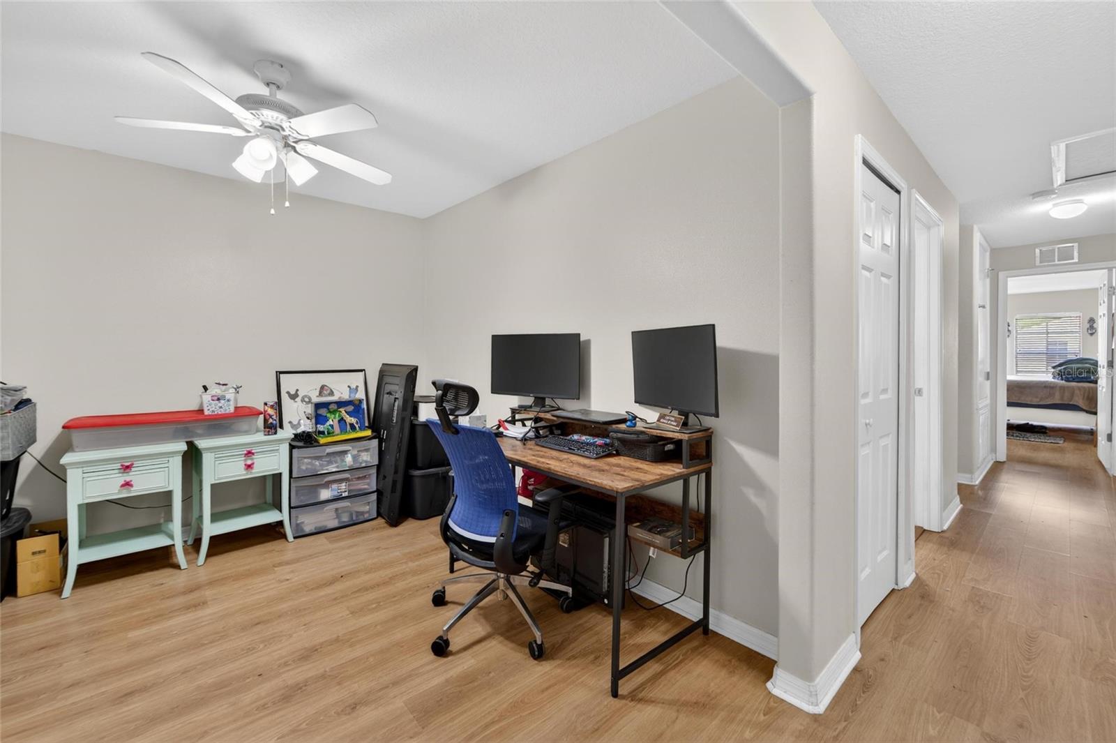 EILAND PARK TOWNHOMES - Residential