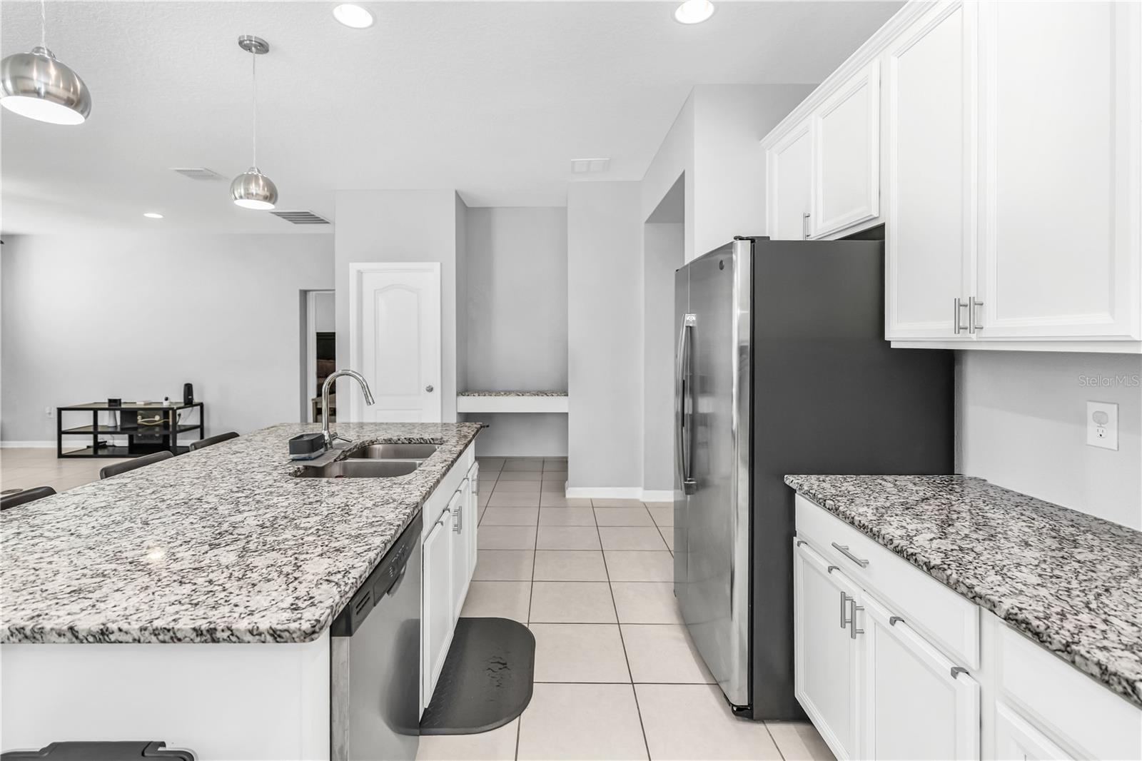 BAY MEADOW FARMS - Residential