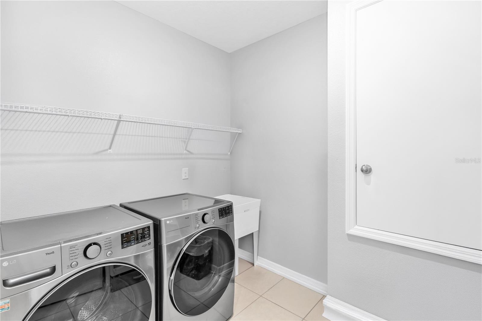 BAY MEADOW FARMS - Residential