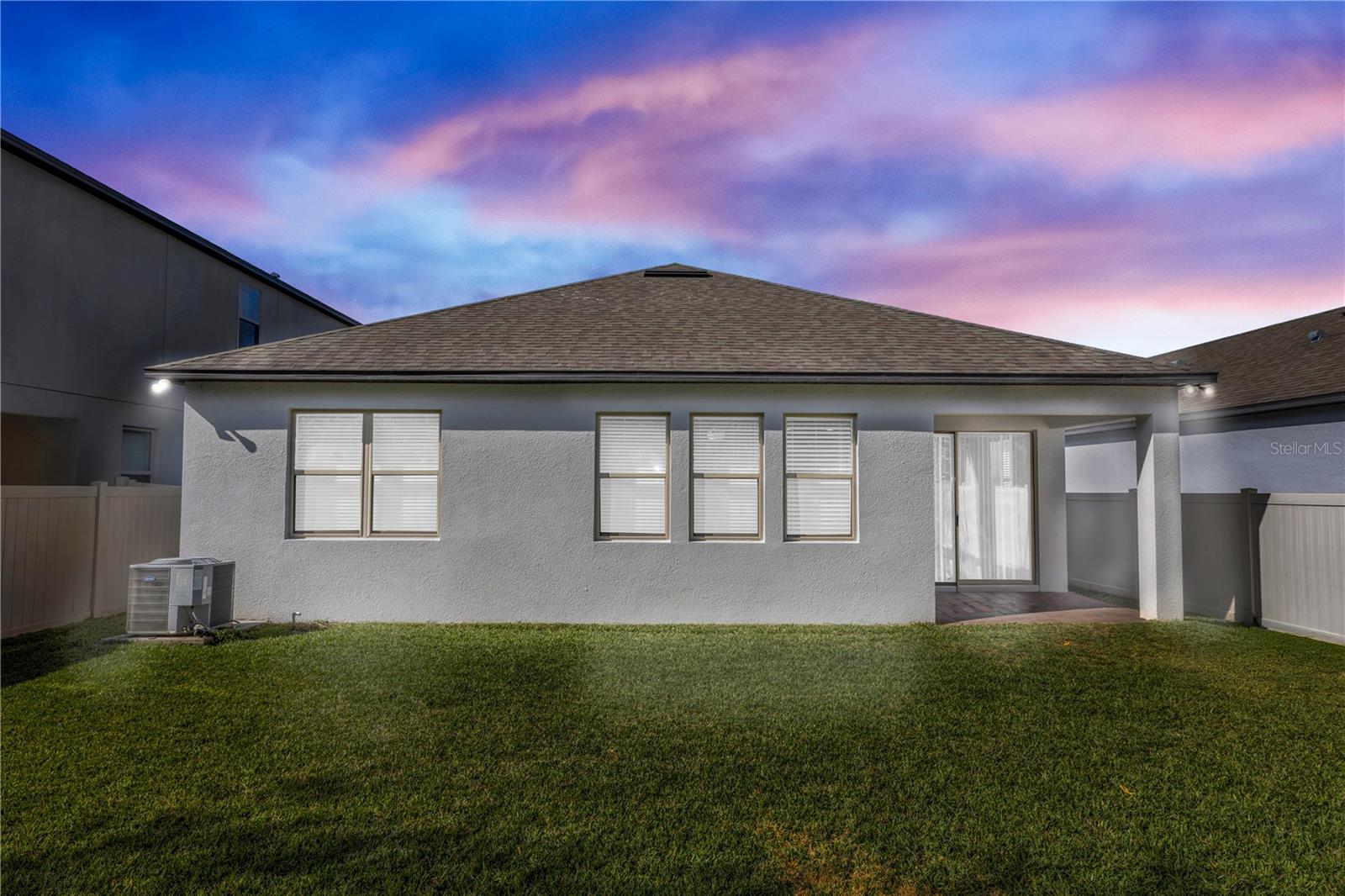 BAY MEADOW FARMS - Residential