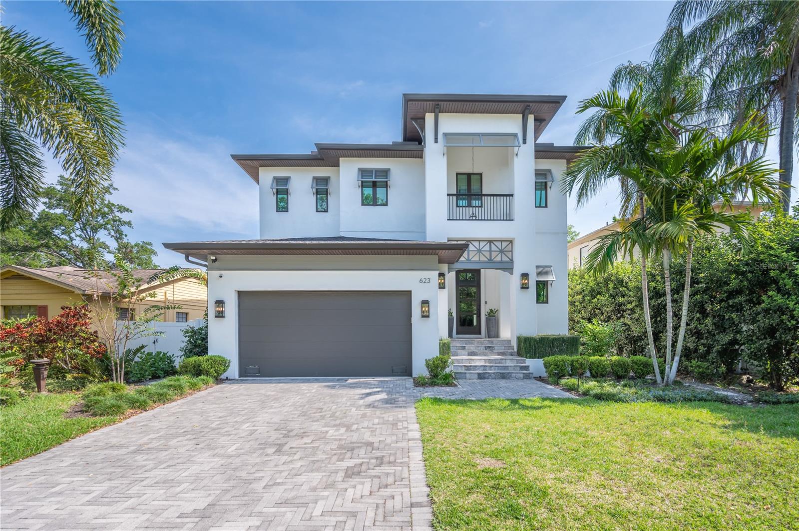 DAVIS ISLANDS PB10 PG52 TO 57 - Residential