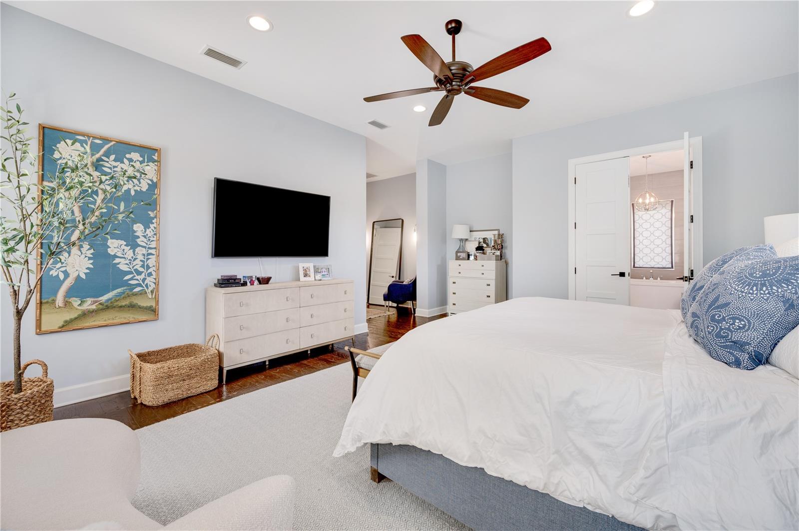 DAVIS ISLANDS PB10 PG52 TO 57 - Residential