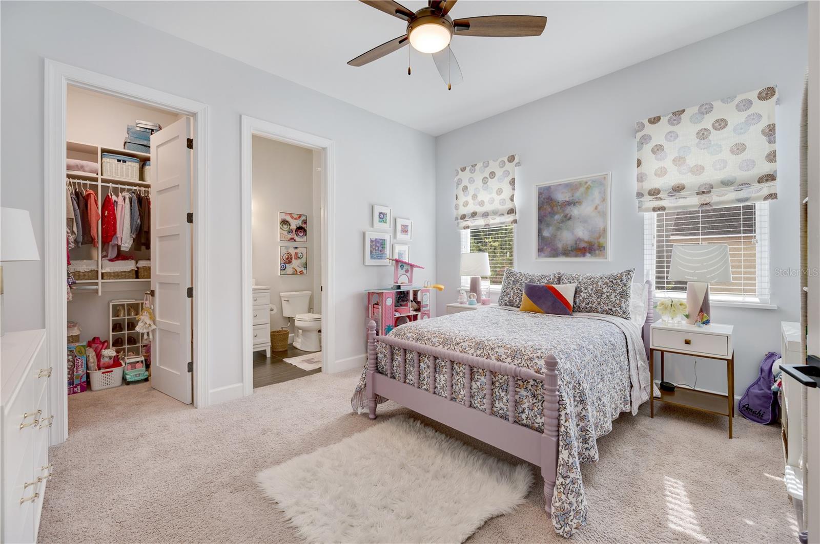 DAVIS ISLANDS PB10 PG52 TO 57 - Residential