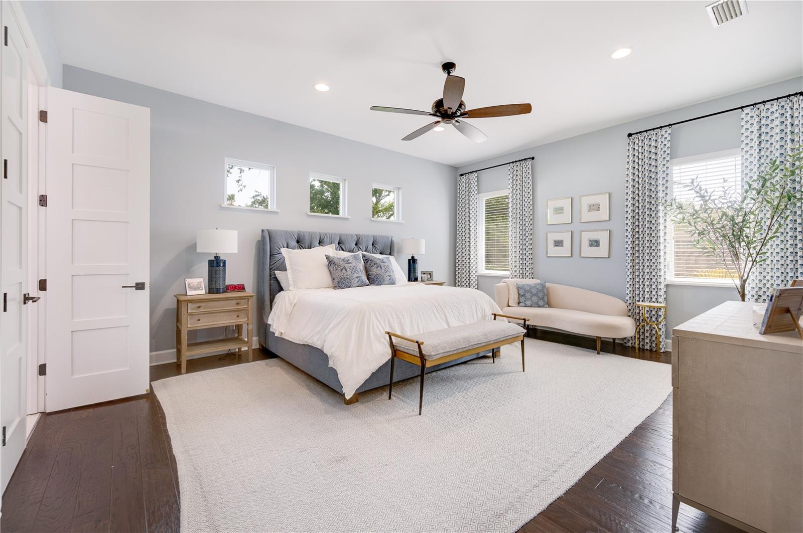 DAVIS ISLANDS PB10 PG52 TO 57 - Residential