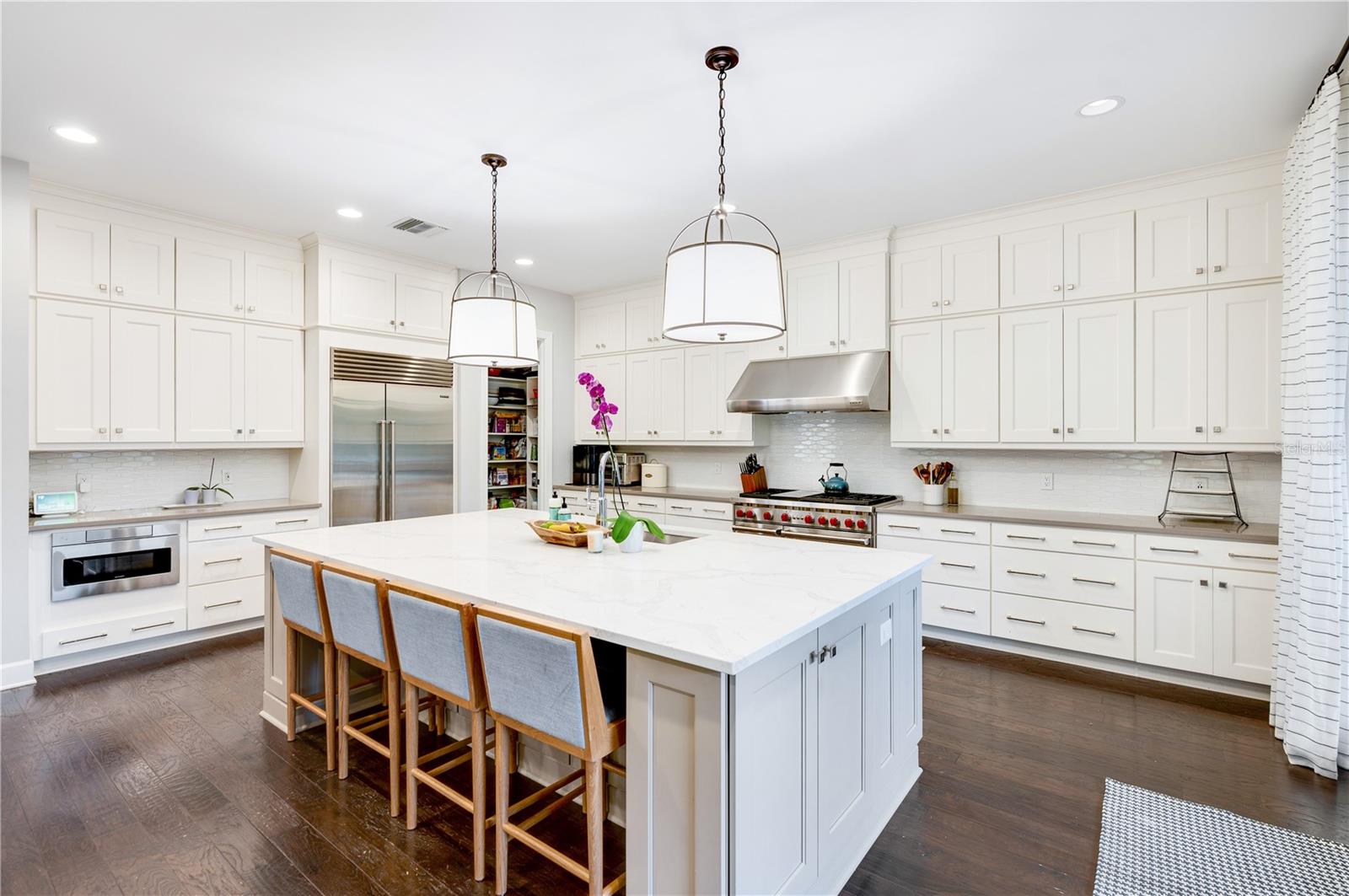 DAVIS ISLANDS PB10 PG52 TO 57 - Residential