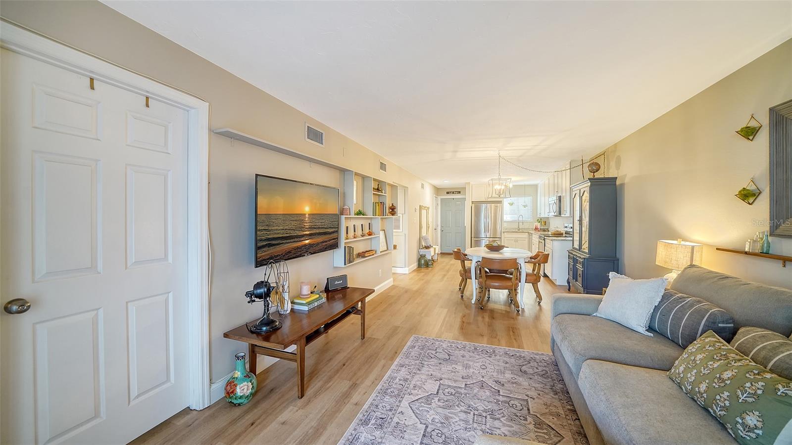 6033 34TH STREET W 35