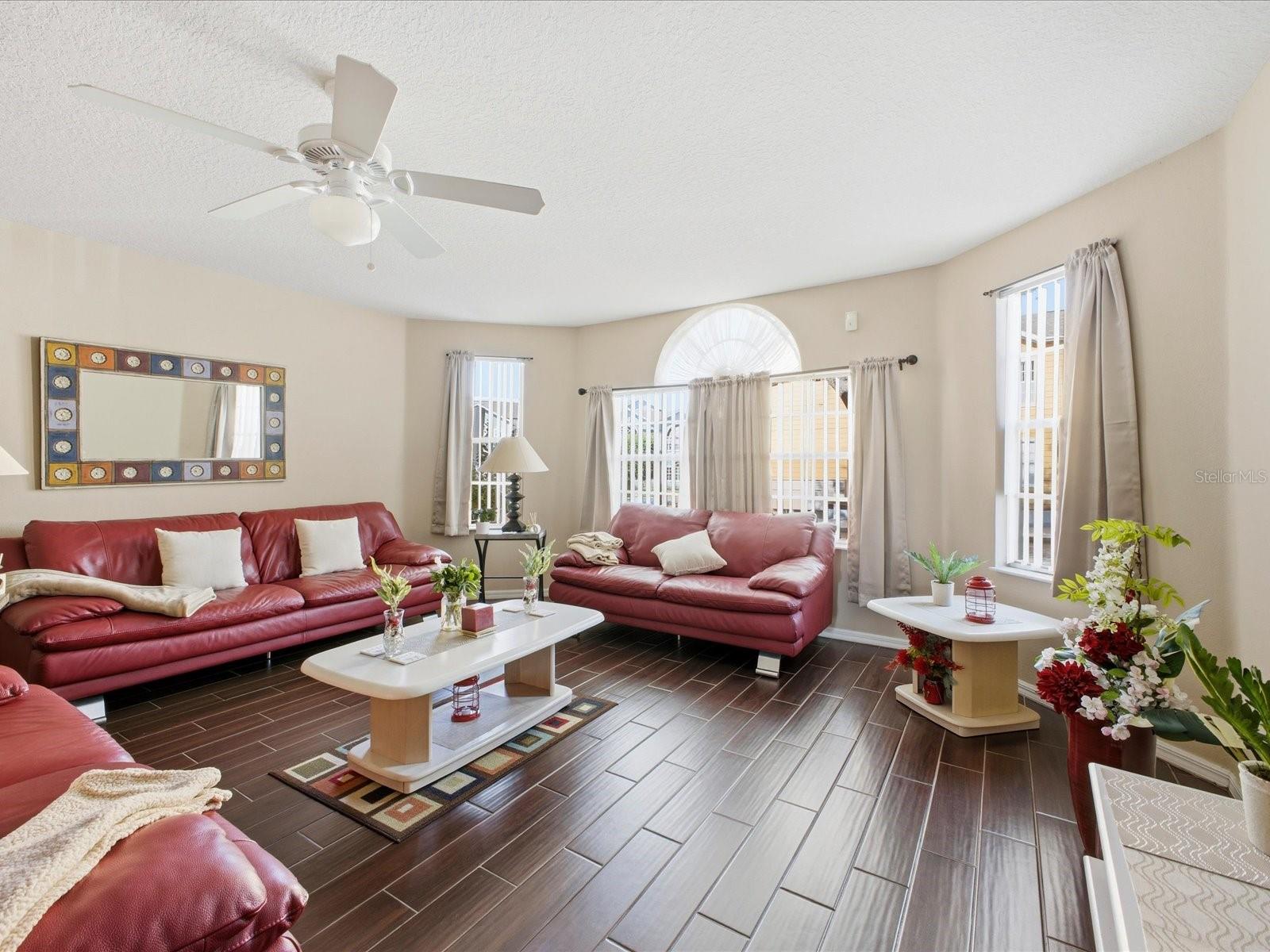 3153 BRITANNIA BOULEVARD B