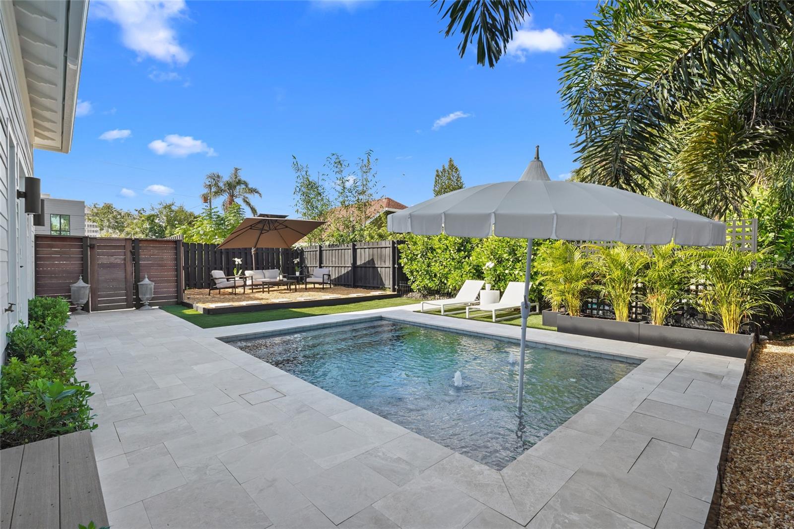 CENTRAL PARK - Residential