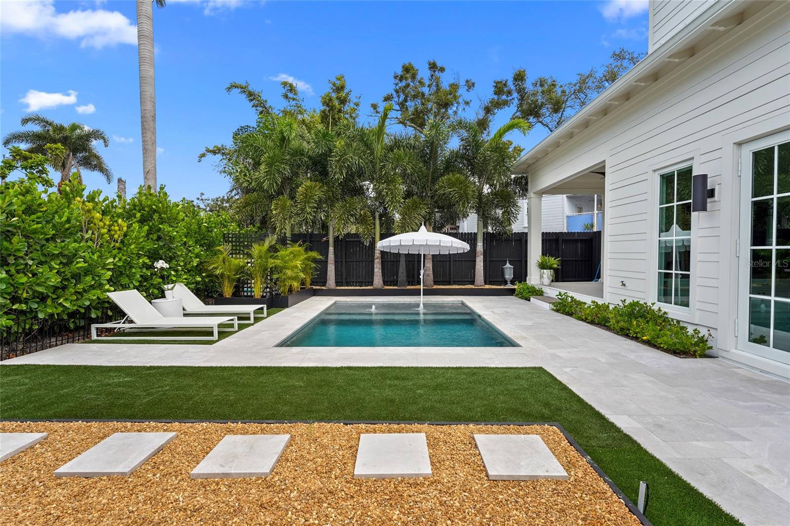 CENTRAL PARK - Residential