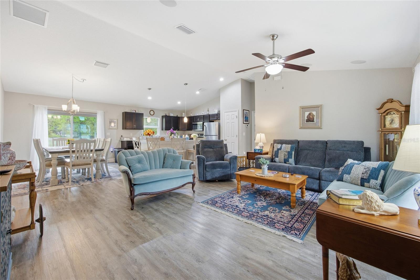 RAINBOW ACRES UN 01 - Residential