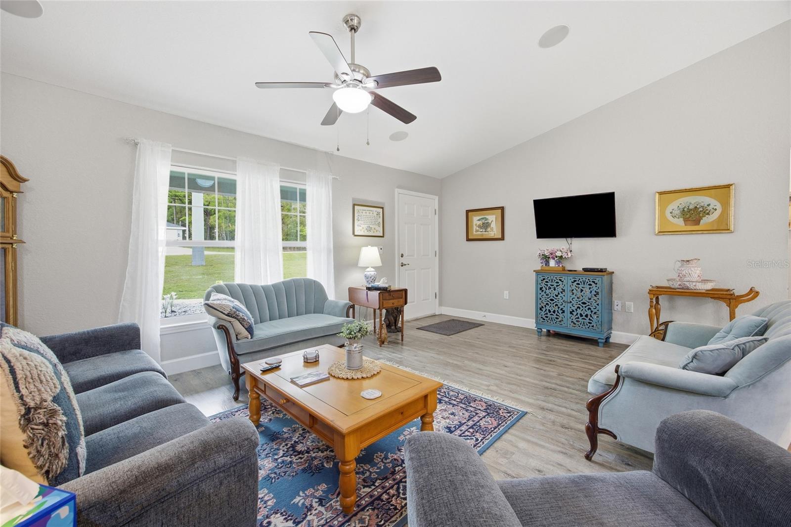 RAINBOW ACRES UN 01 - Residential