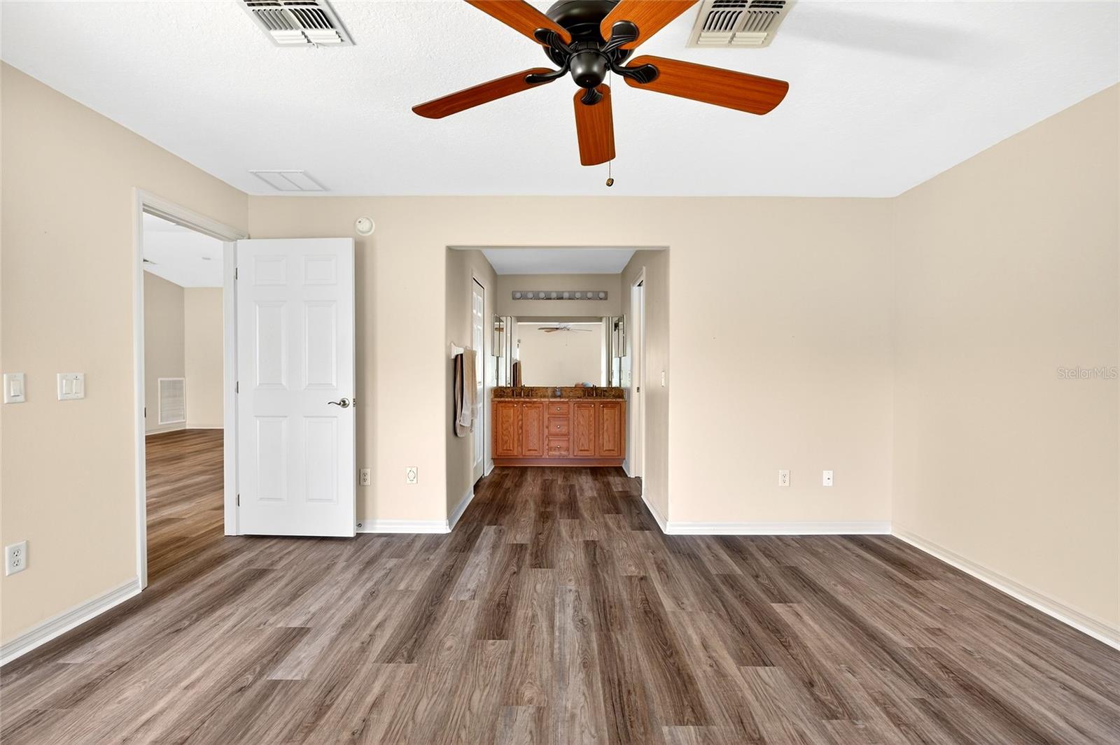 SUMMERGLEN PH 03 - Residential