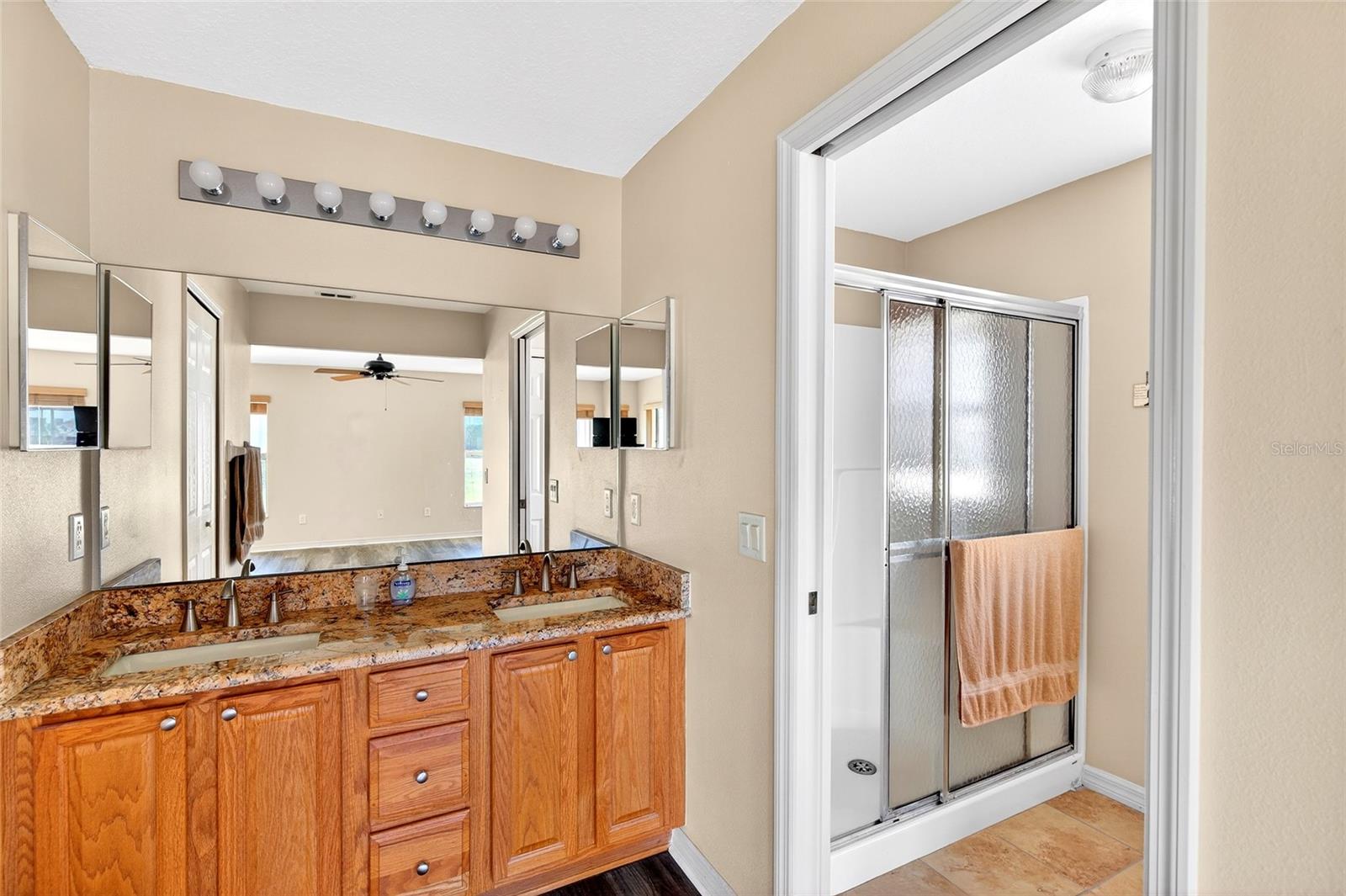 SUMMERGLEN PH 03 - Residential