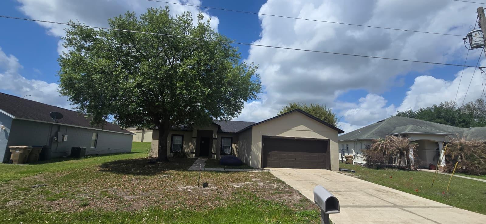 911 GLOUCESTER COURT