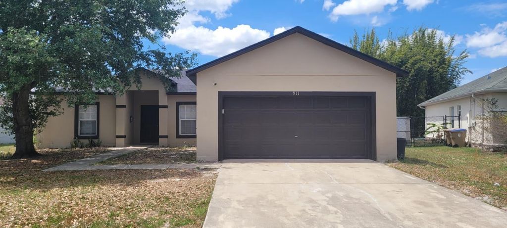 Photo of 911 Gloucester Court, Kissimmee, FL 34758 (MLS # S5147697)