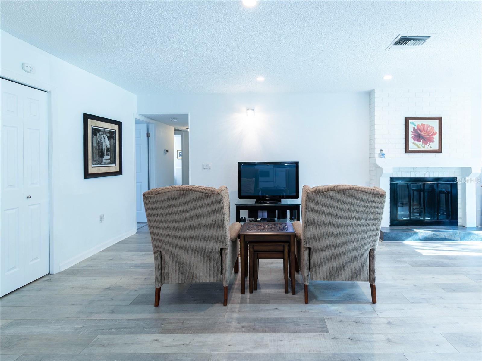 RAINTREE VILLAGE CONDO - Residential