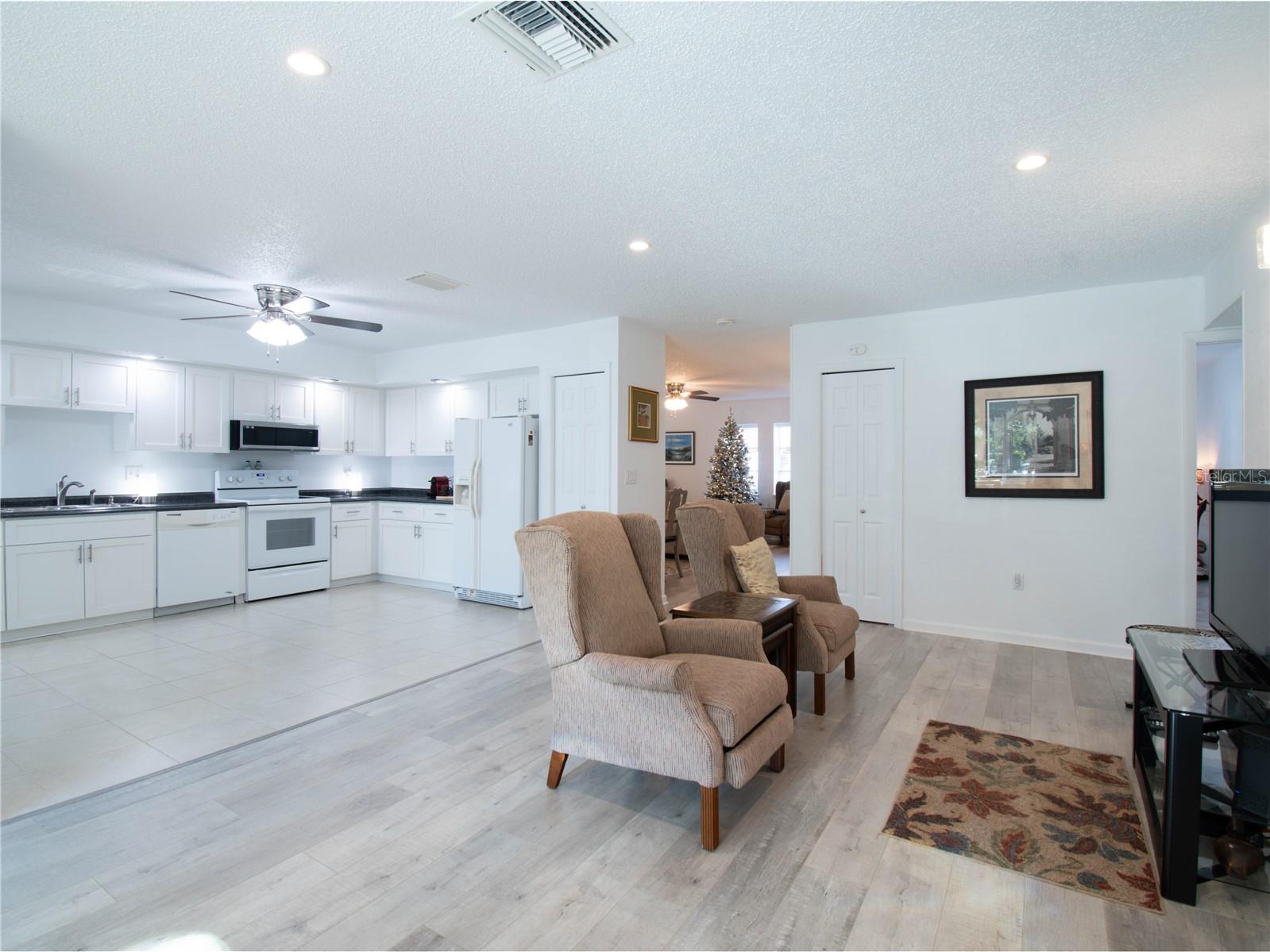 RAINTREE VILLAGE CONDO - Residential