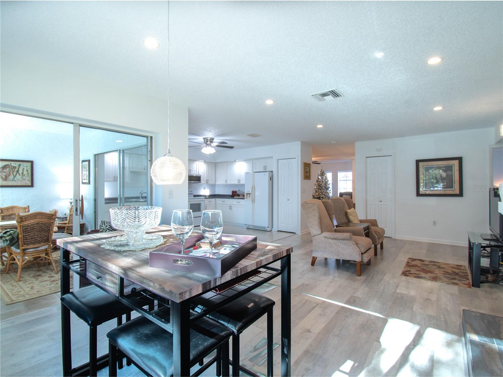 RAINTREE VILLAGE CONDO - Residential