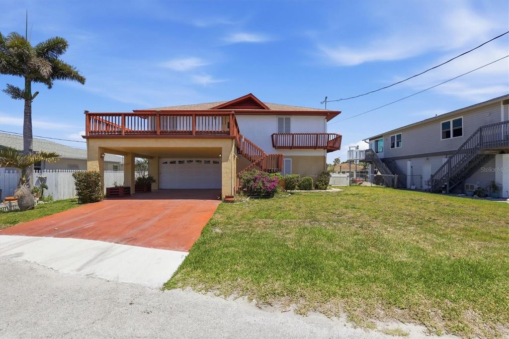 Photo of 13820 Plumosa Avenue, Hudson, FL 34667 (MLS # W7873749)
