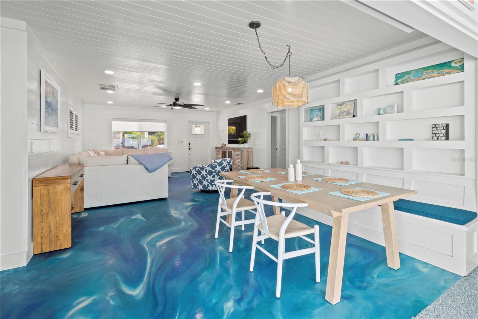 HOLMES BEACH 34TH UNIT - Residential