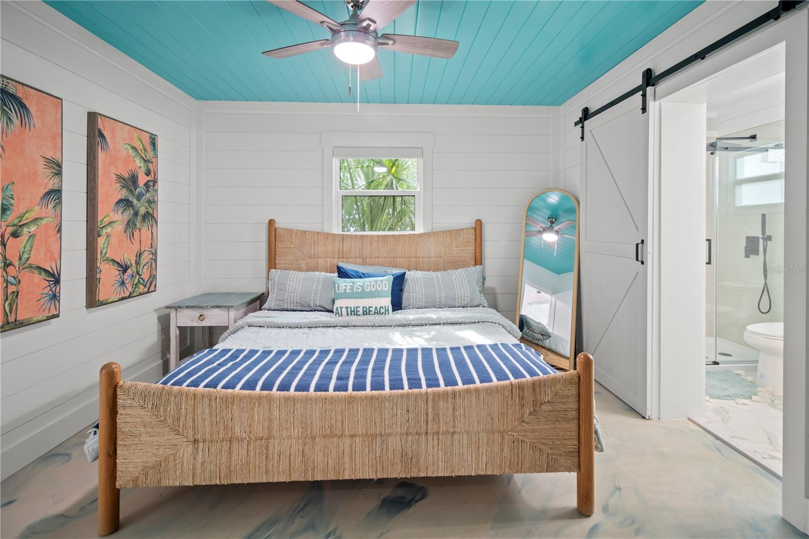 HOLMES BEACH 34TH UNIT - Residential