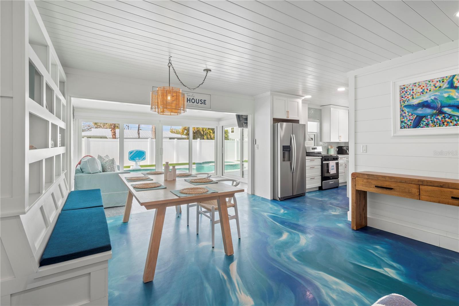 HOLMES BEACH 34TH UNIT - Residential