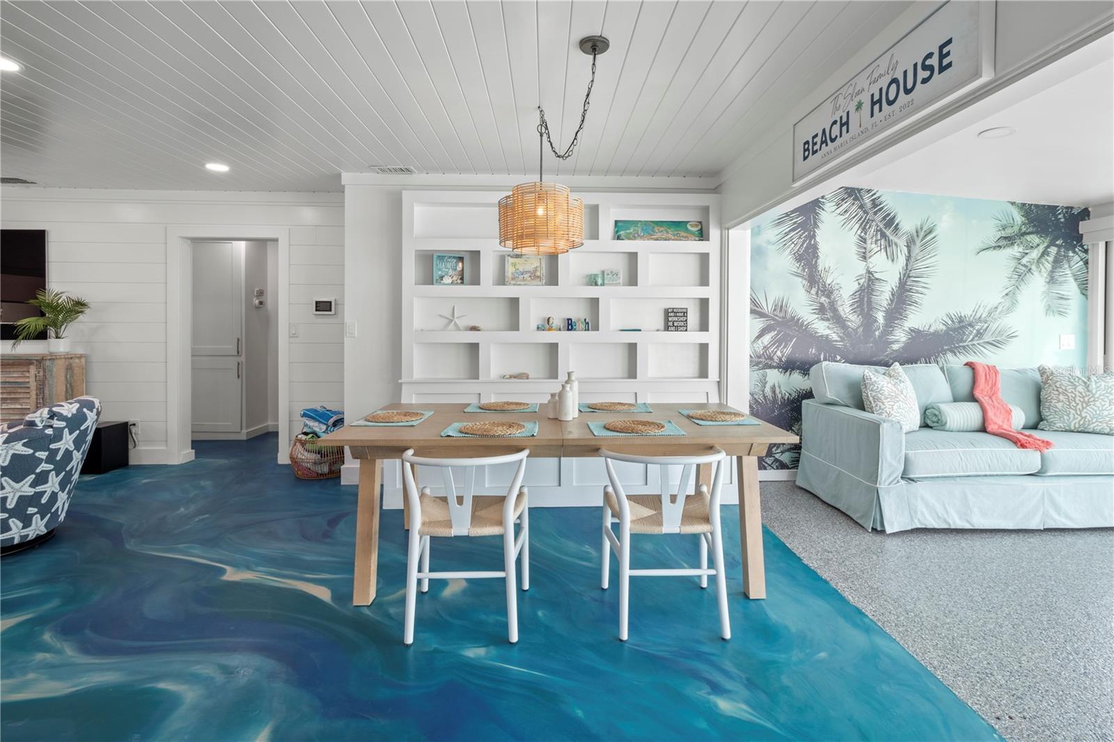 HOLMES BEACH 34TH UNIT - Residential