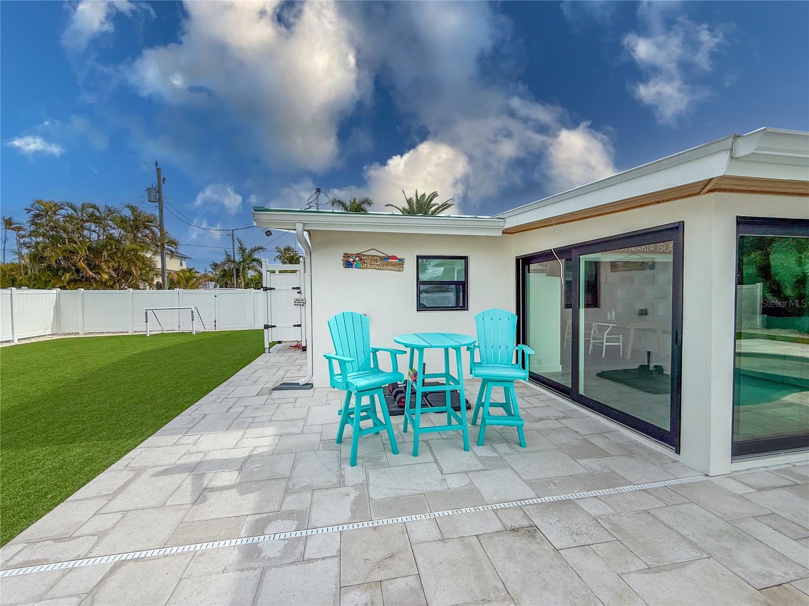 HOLMES BEACH 34TH UNIT - Residential