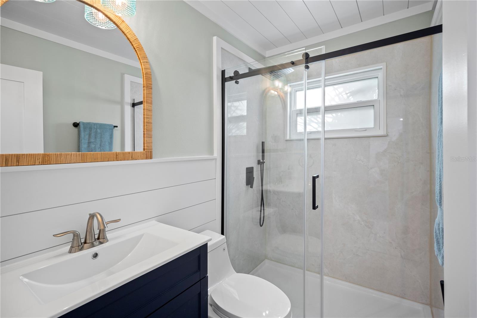 HOLMES BEACH 34TH UNIT - Residential