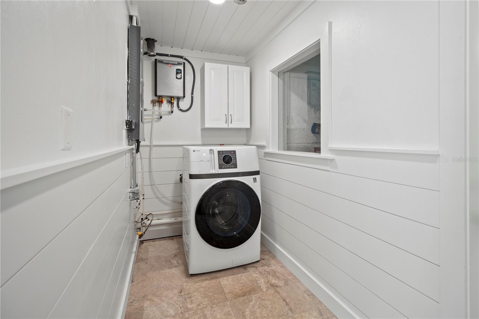 HOLMES BEACH 34TH UNIT - Residential