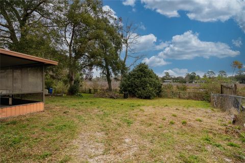 A home in DEBARY