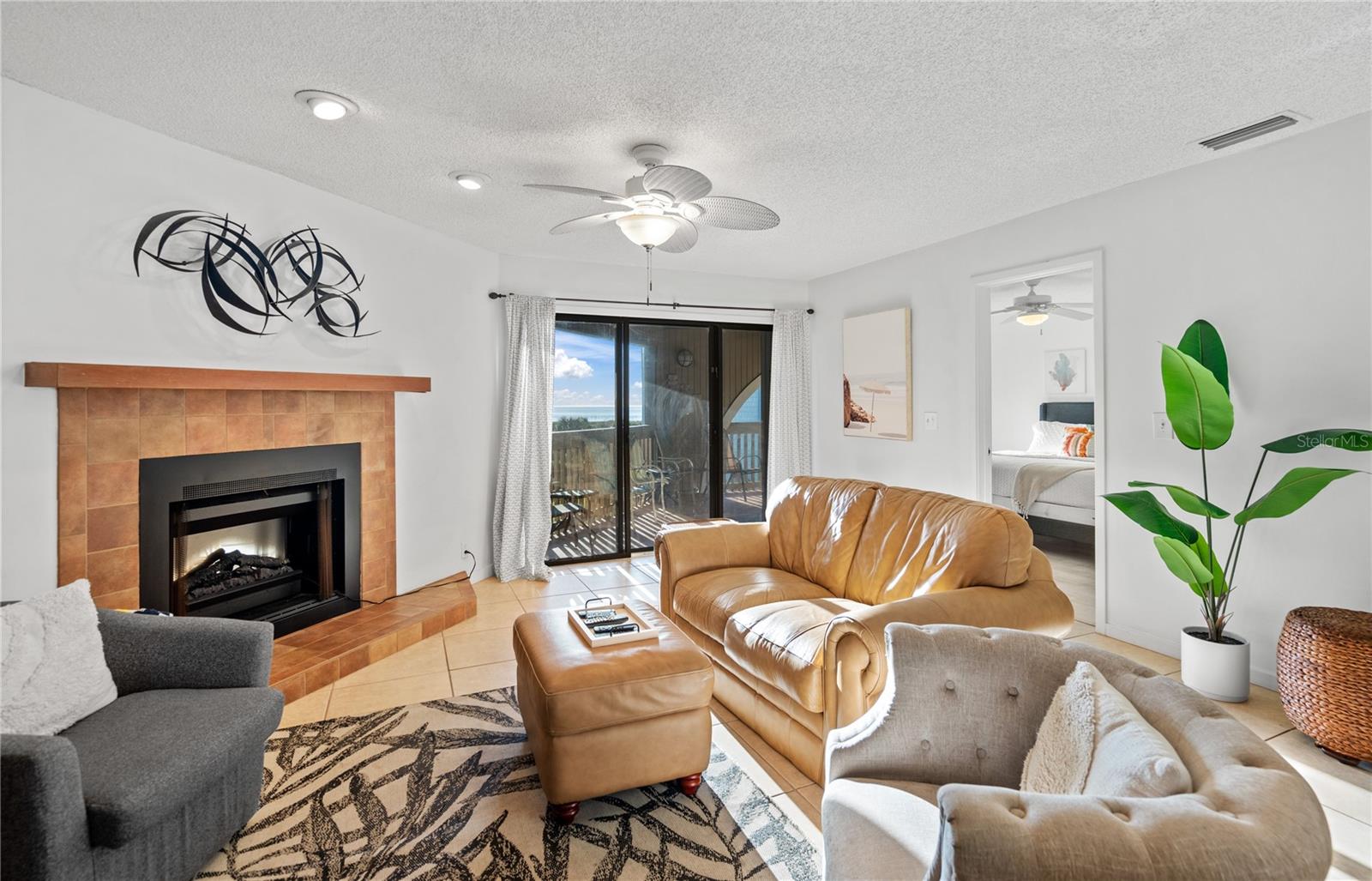 HIBISCUS 02 - Residential