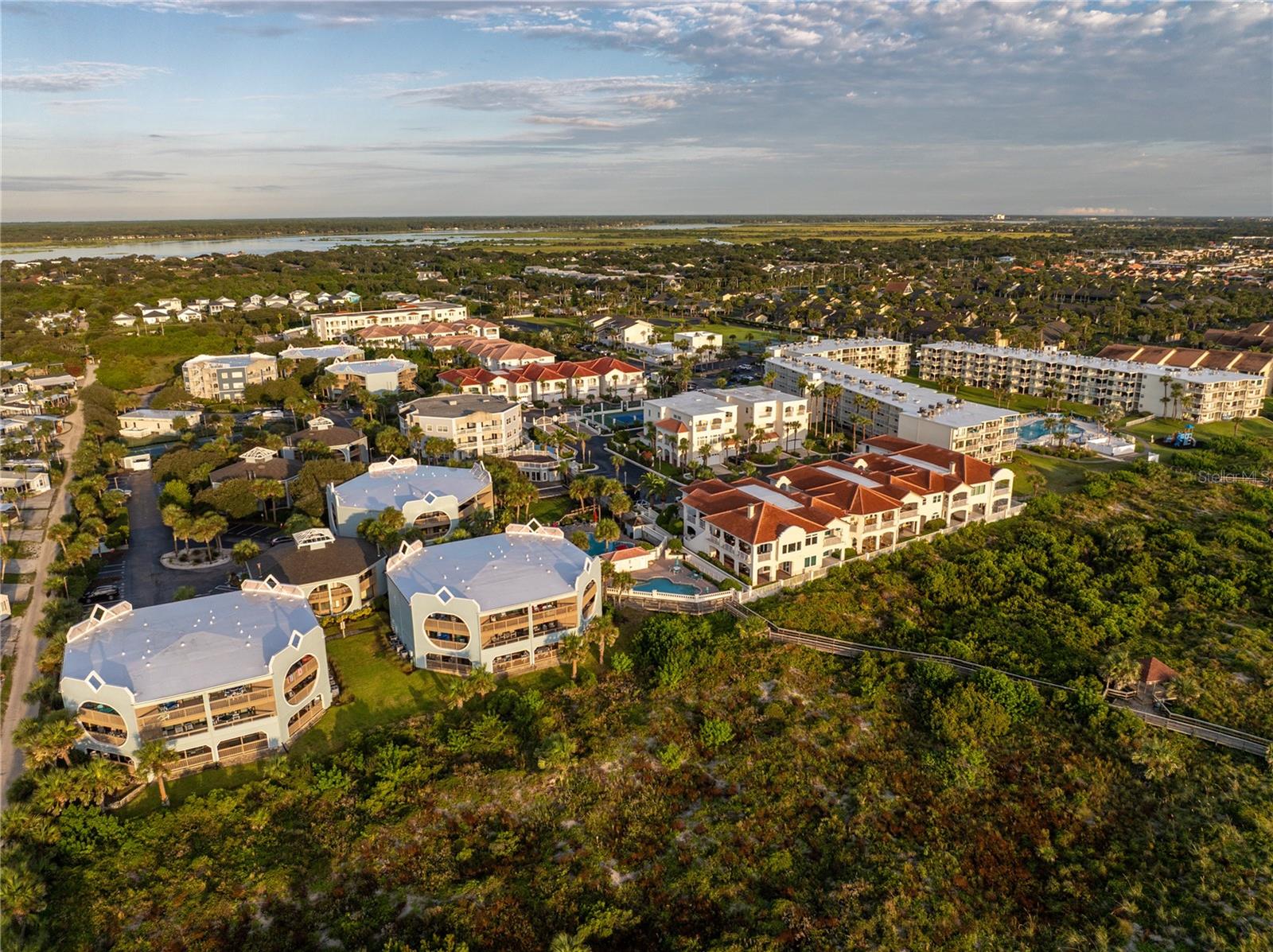 HIBISCUS 02 - Residential