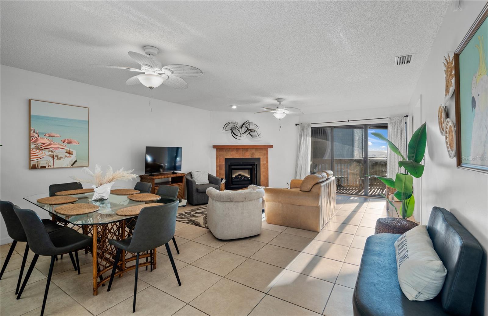 HIBISCUS 02 - Residential