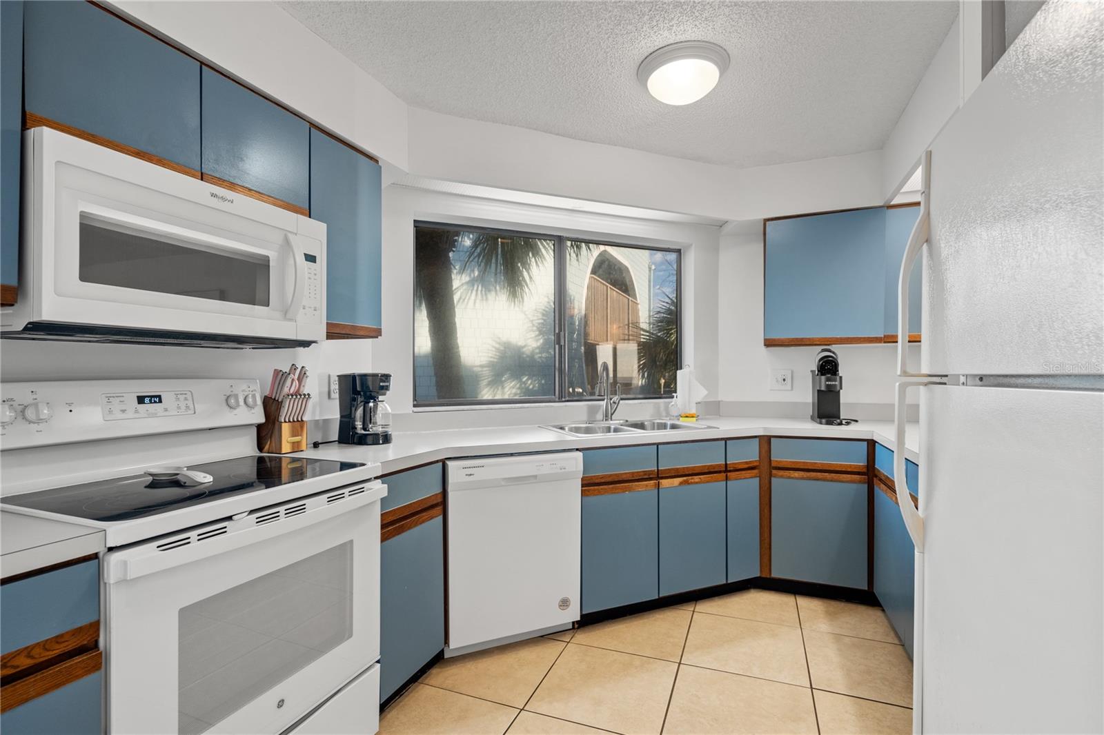 HIBISCUS 02 - Residential