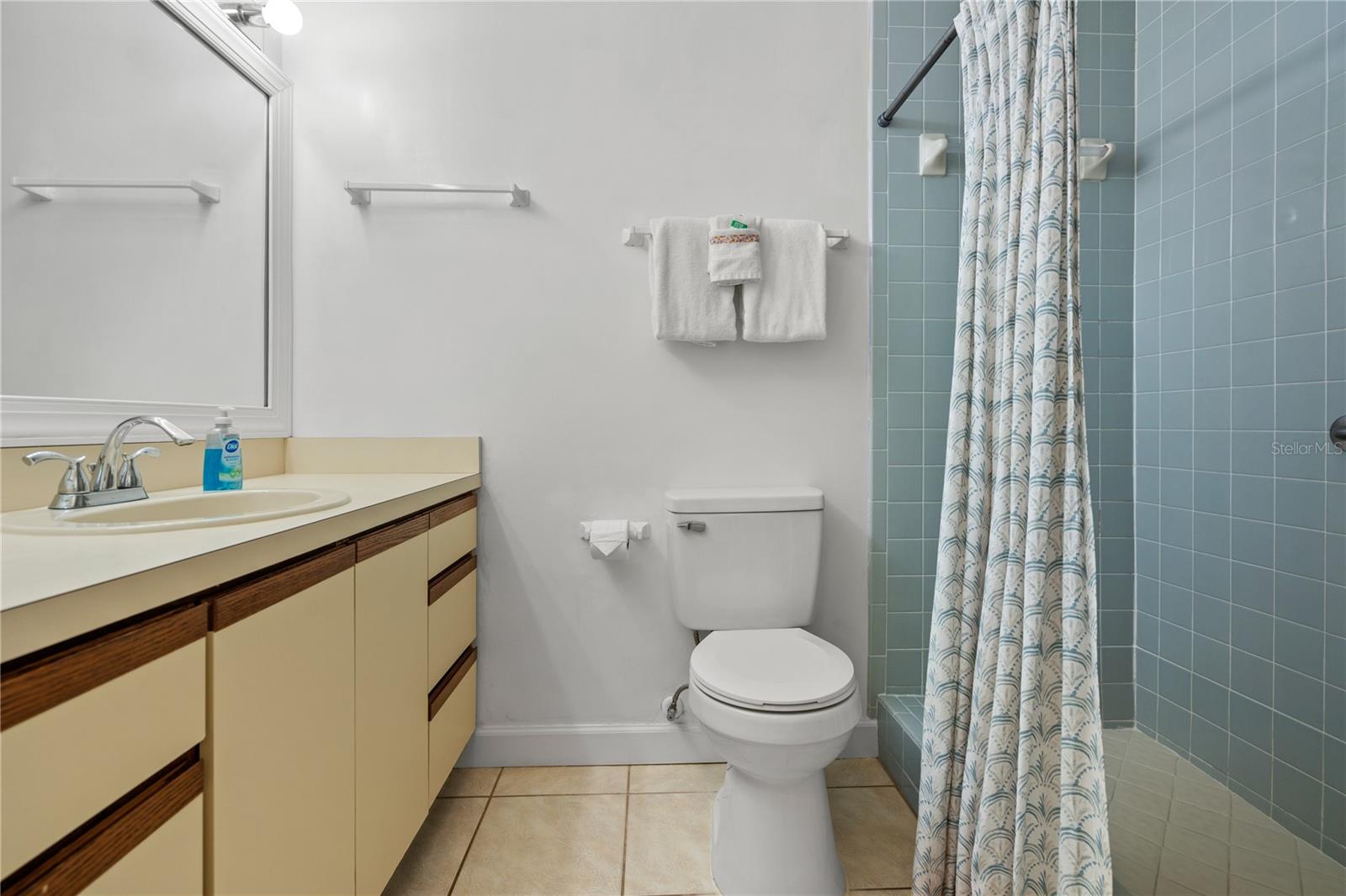 HIBISCUS 02 - Residential