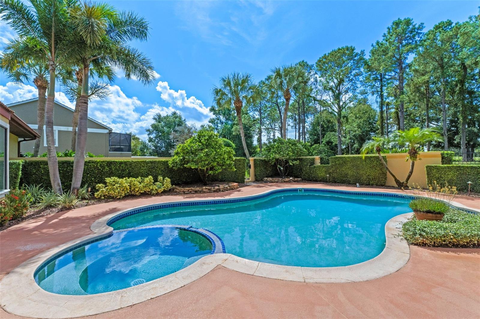 BUTLER BAY - Residential