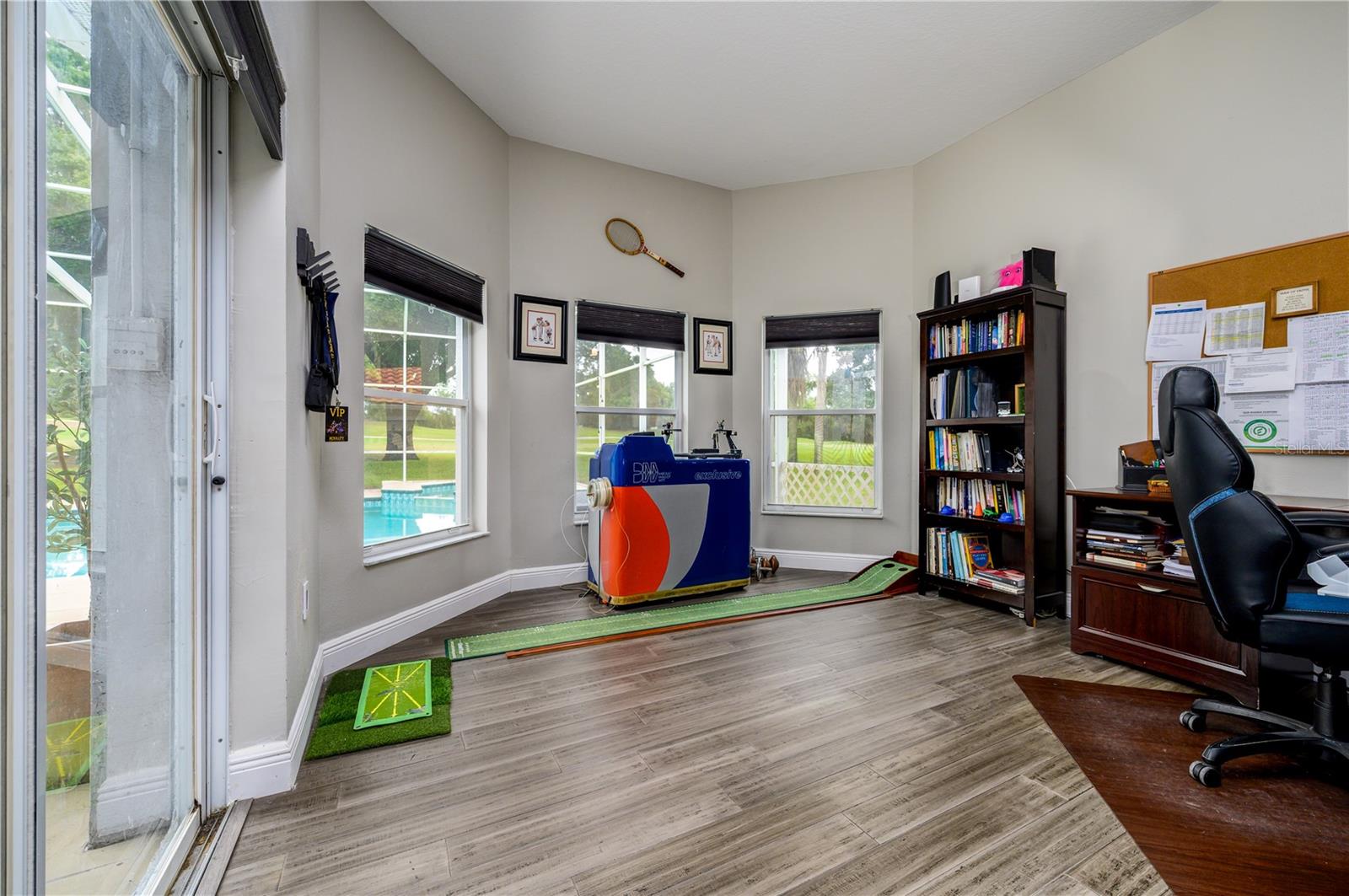FAIRWAY VILLAGE 02 LAURELWOOD - Residential