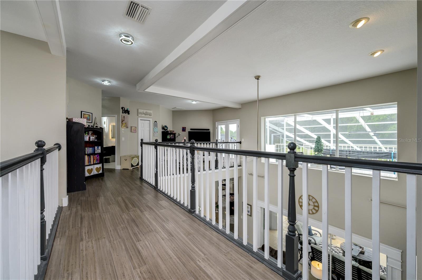 FAIRWAY VILLAGE 02 LAURELWOOD - Residential