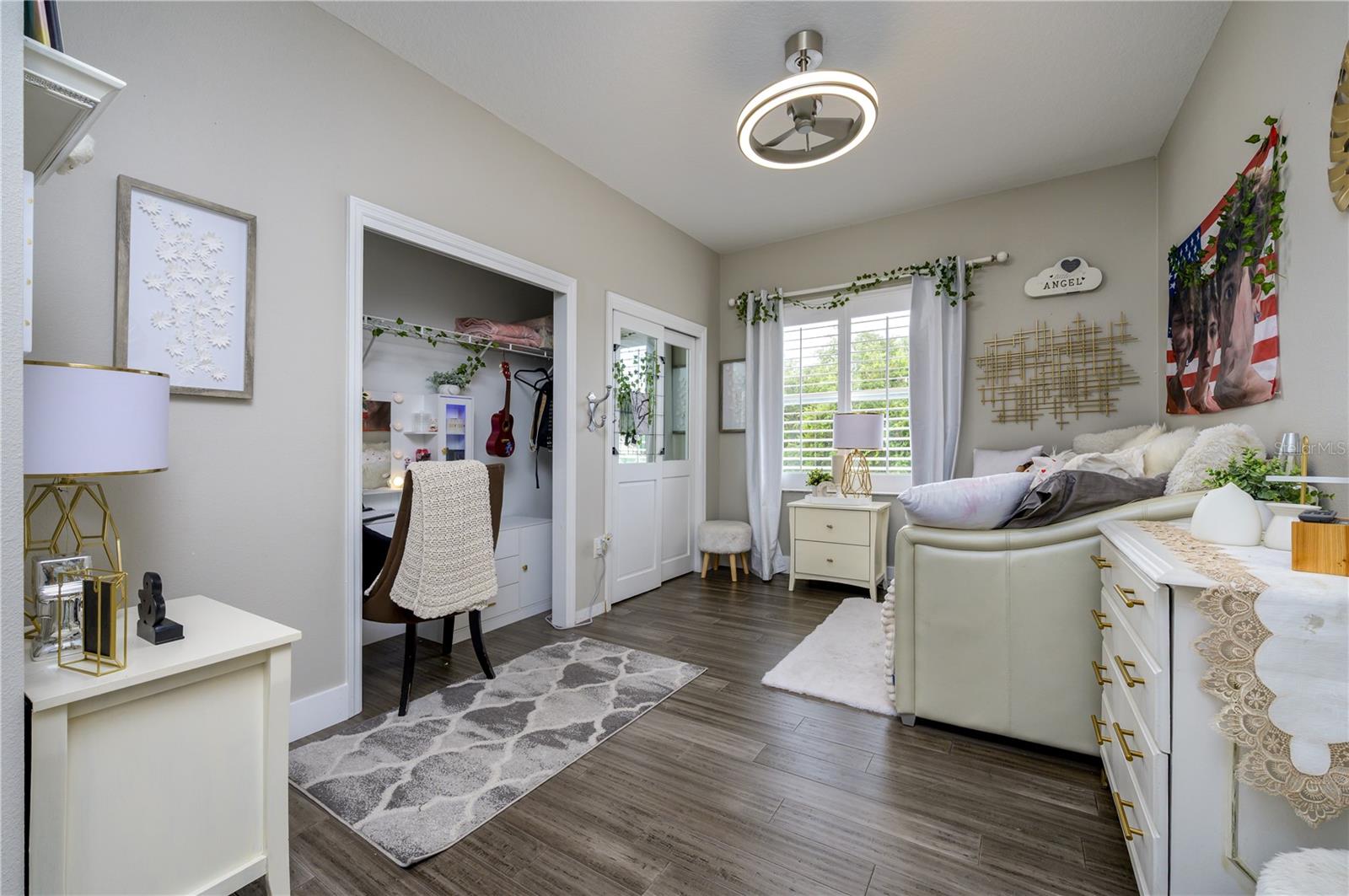 FAIRWAY VILLAGE 02 LAURELWOOD - Residential
