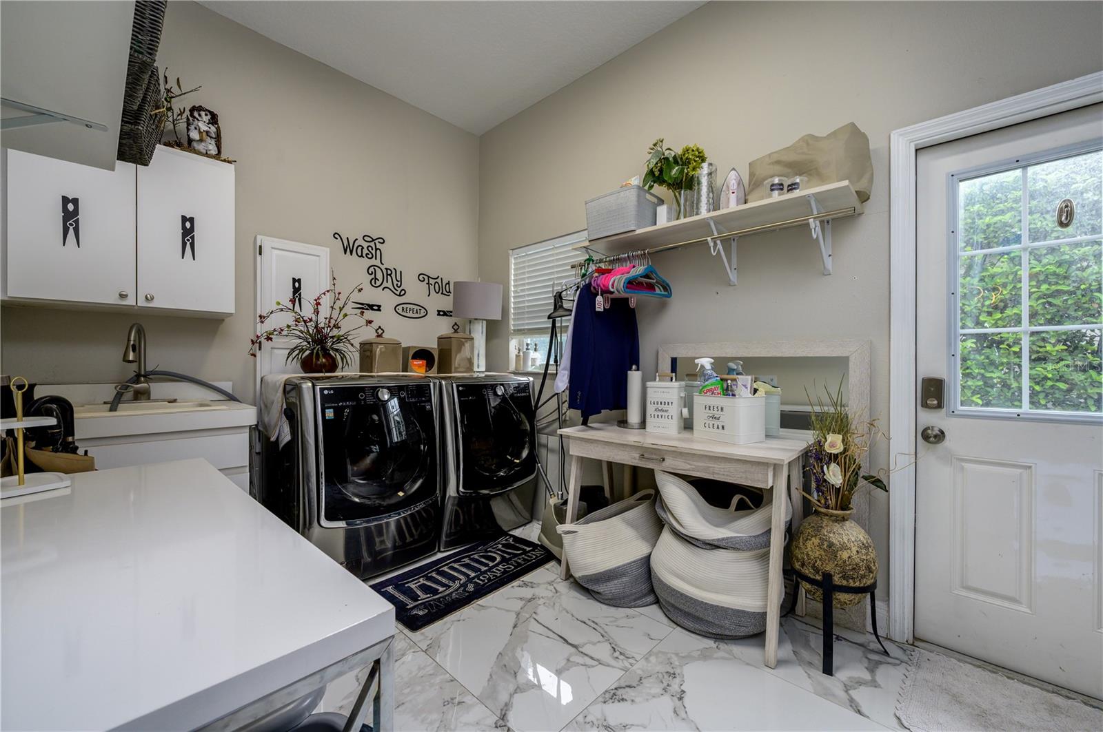 FAIRWAY VILLAGE 02 LAURELWOOD - Residential