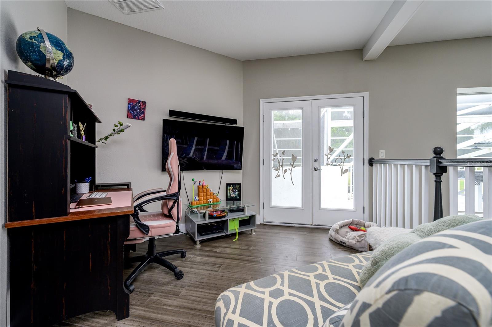 FAIRWAY VILLAGE 02 LAURELWOOD - Residential