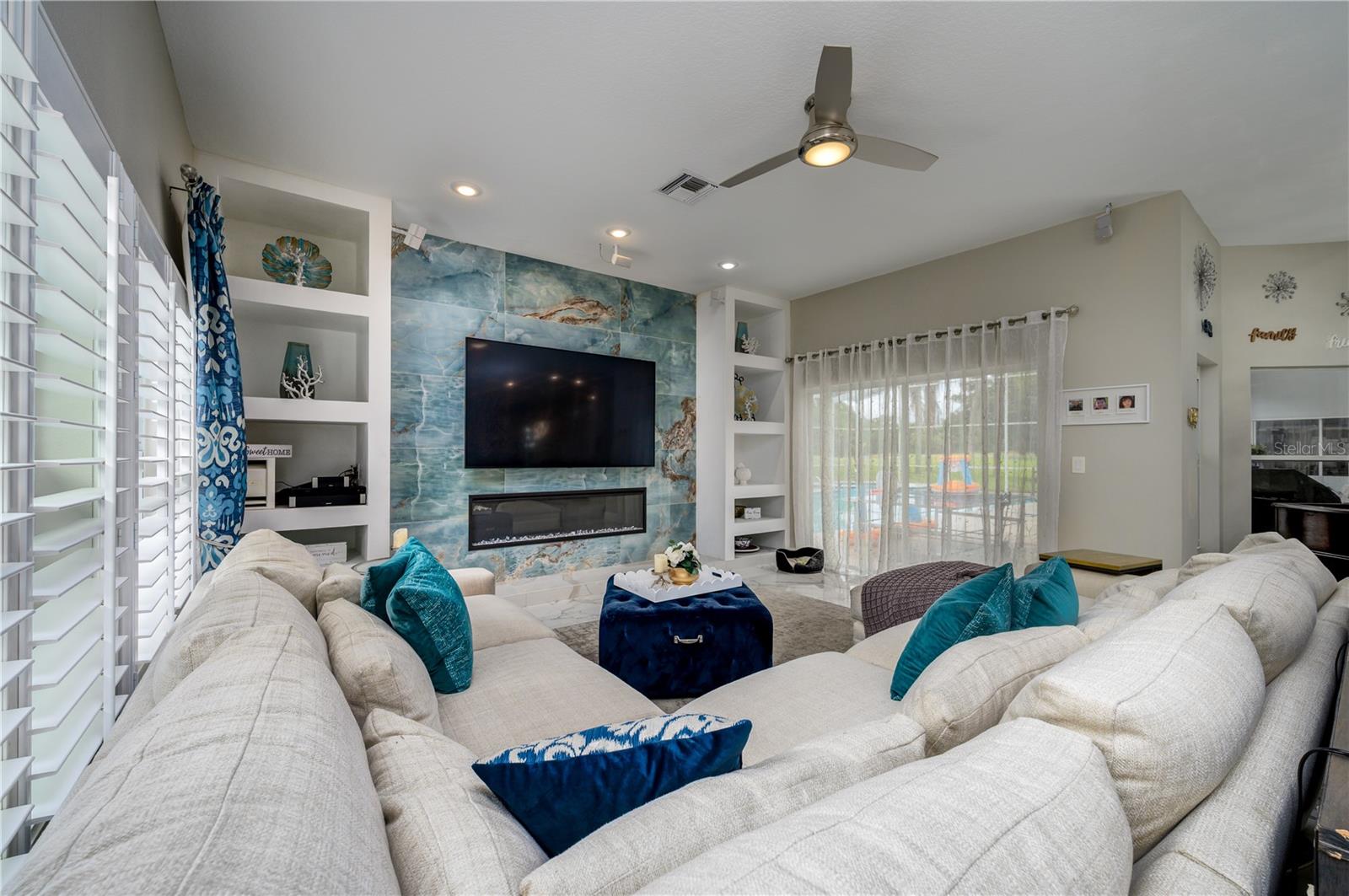 FAIRWAY VILLAGE 02 LAURELWOOD - Residential