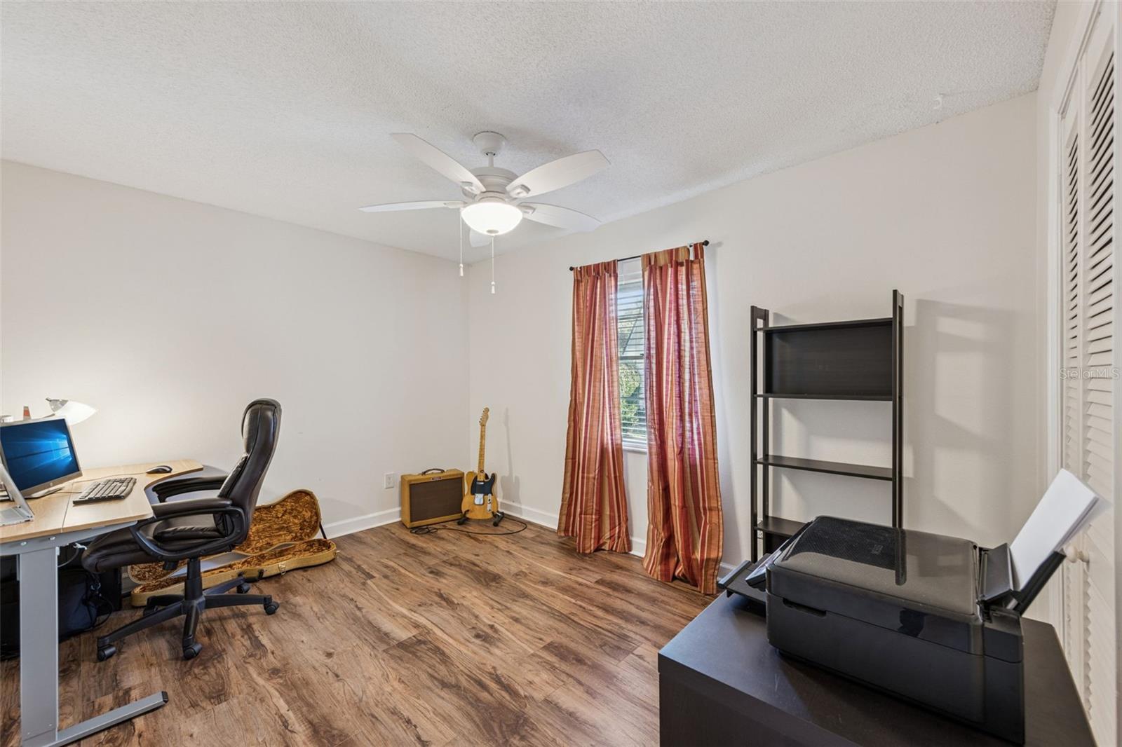 SWEETWATER OAKS SEC 18 - Residential